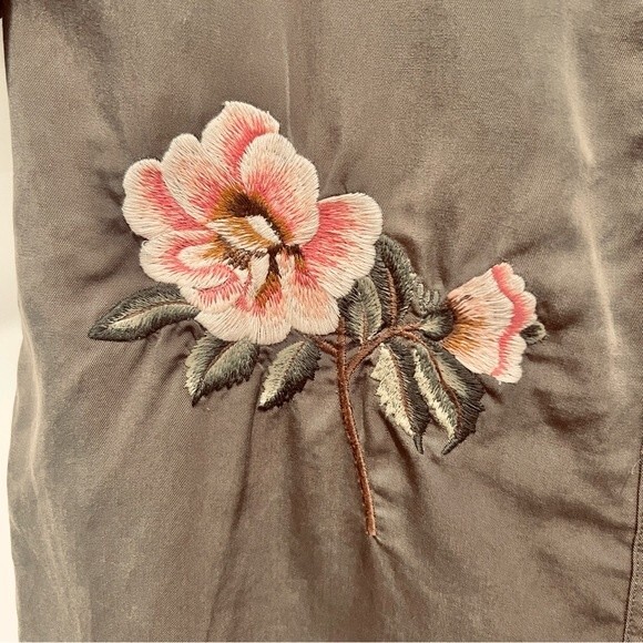 Miss Me Shirt Dress Women's Sz. Small Button Down Olive Green Floral Embroidery - Picture 4 of 12